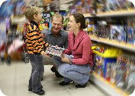 shopping with kids,toy shopping,store behaviour,delay of gratification,delayed gratification,wish book,what are tantrums,shopping with toddlers,store tantrums,behaviour rewards