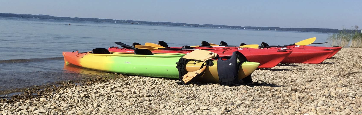 kayak on Chiemsee Burghausen water team