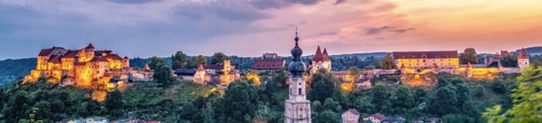 World-Longest-Castle-Burghausen-nightline